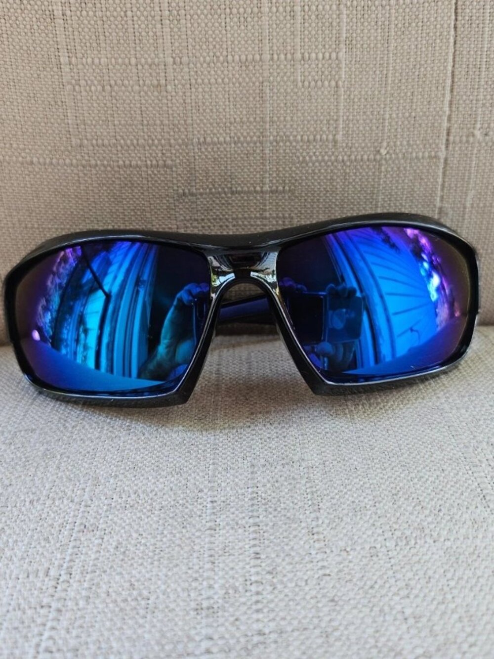 Men Sunglasses Black/Blue Plastic Frame Blue Lenses Wrap Style Sport Eyewear